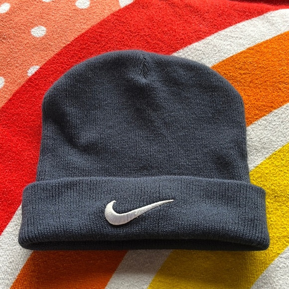 Nike hat - Picture 1 of 2